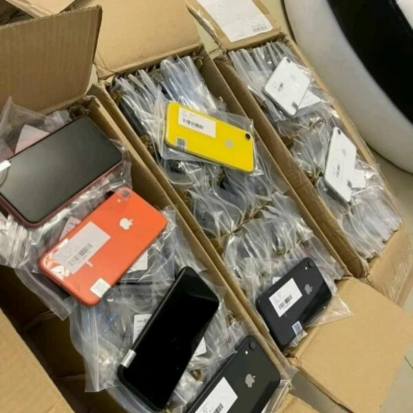 Wholesale Iphones - Image 7